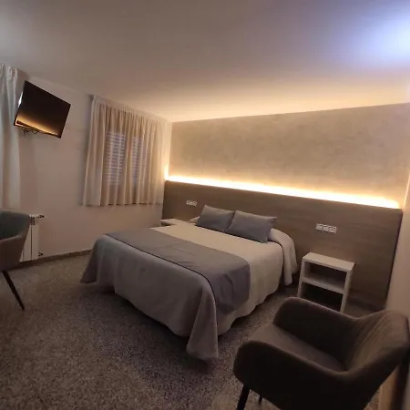 Querol Hotel 2*